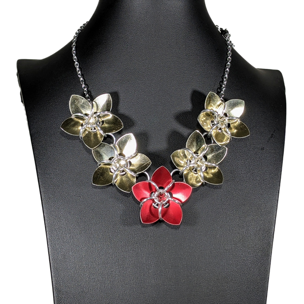 Five Flower Necklace